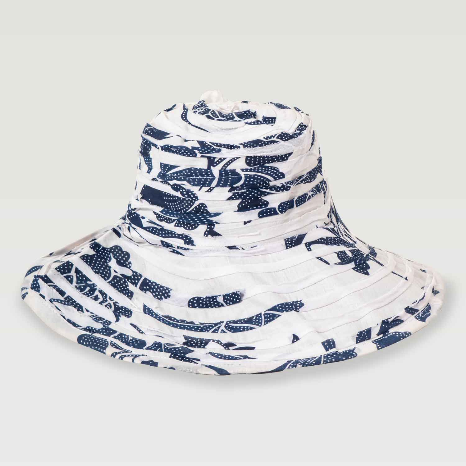Cappello in cotone bianco e blu