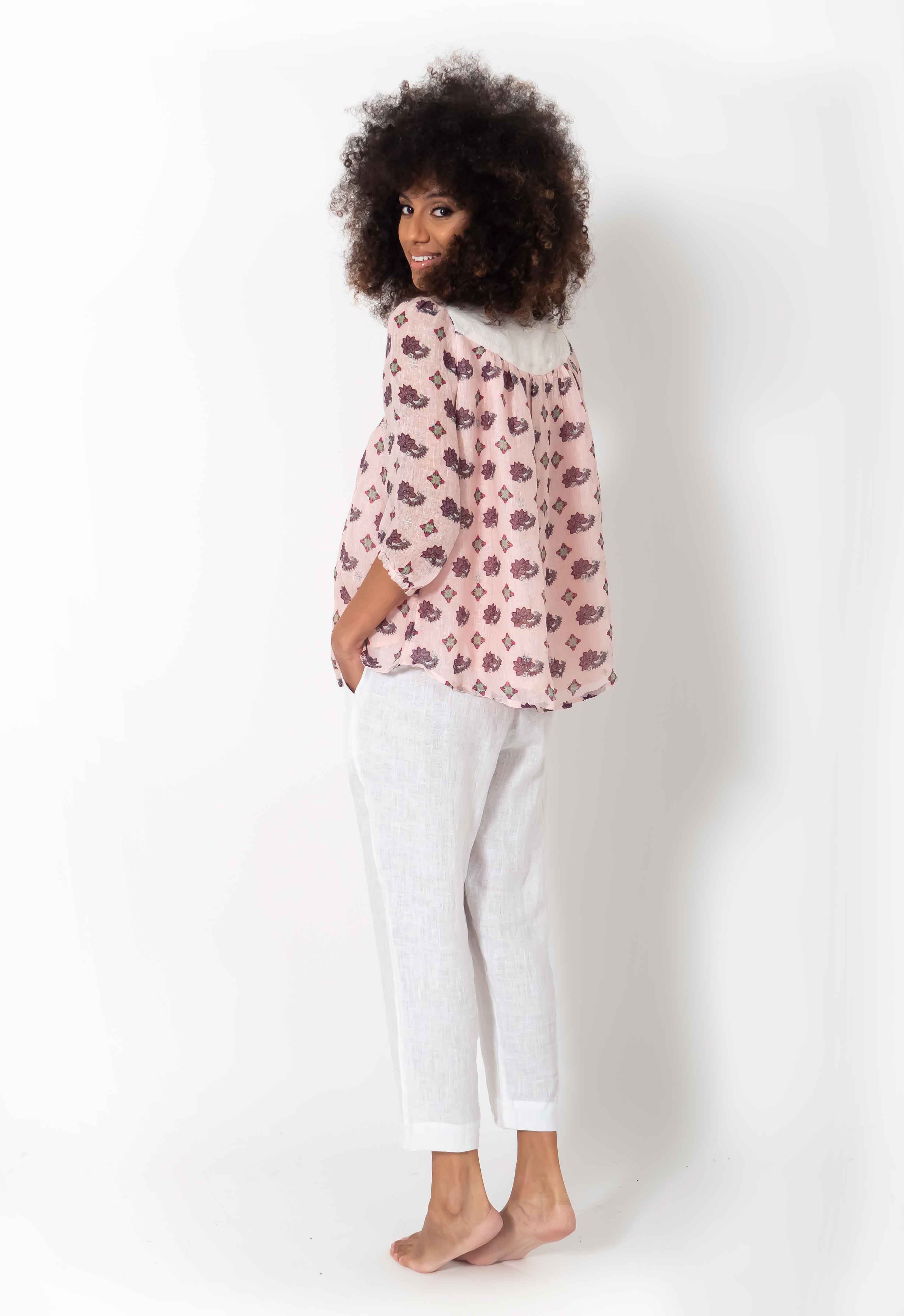 Blusa a fiori con maniche a 3/4 Kally